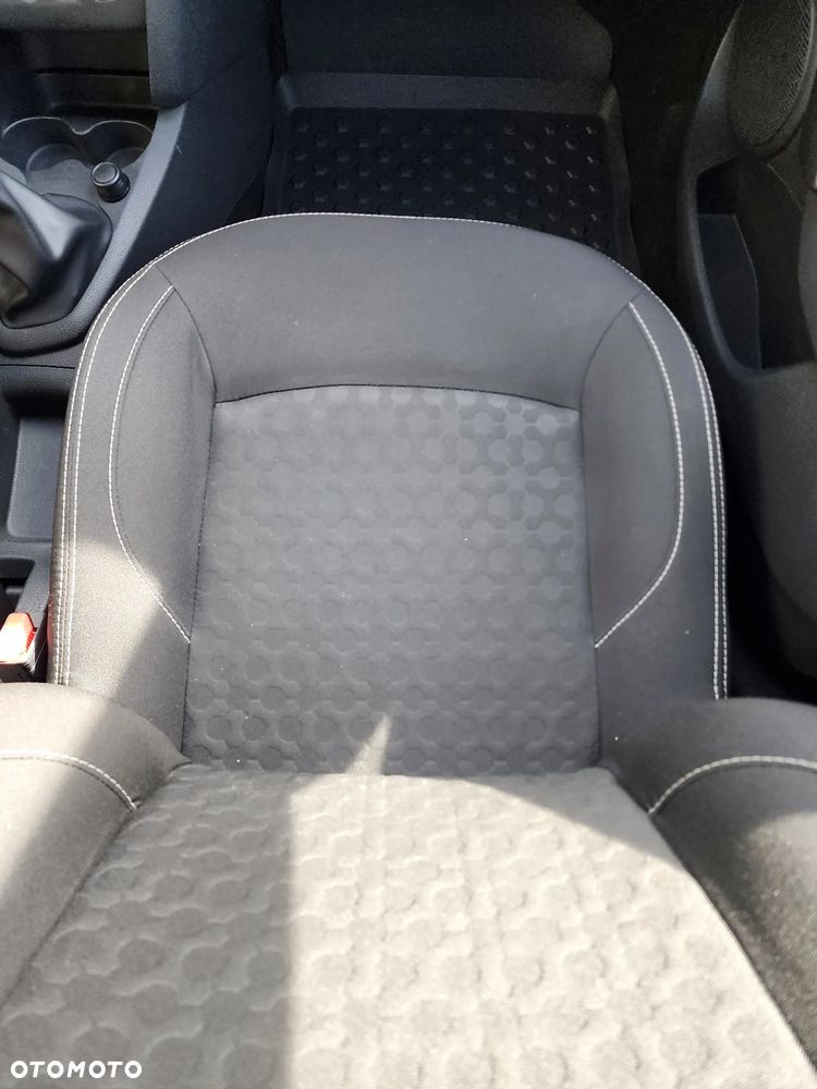 Dacia Logan TCe 90 Prestige - 30