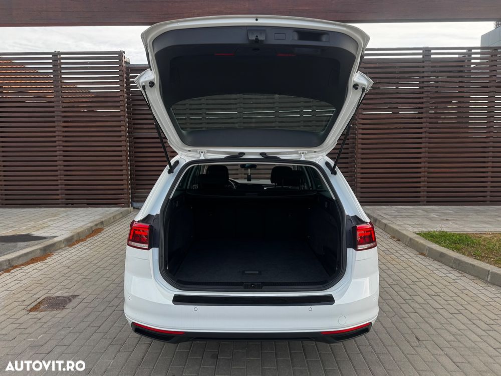 Volkswagen Passat 2.0 TDI DSG Comfortline - 21