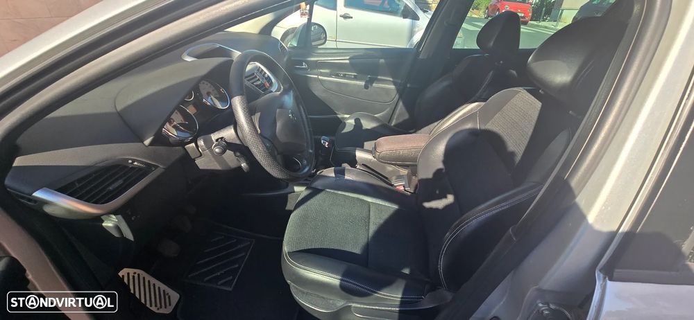 Peugeot 207 SW 1.6 HDi Outdoor - 8