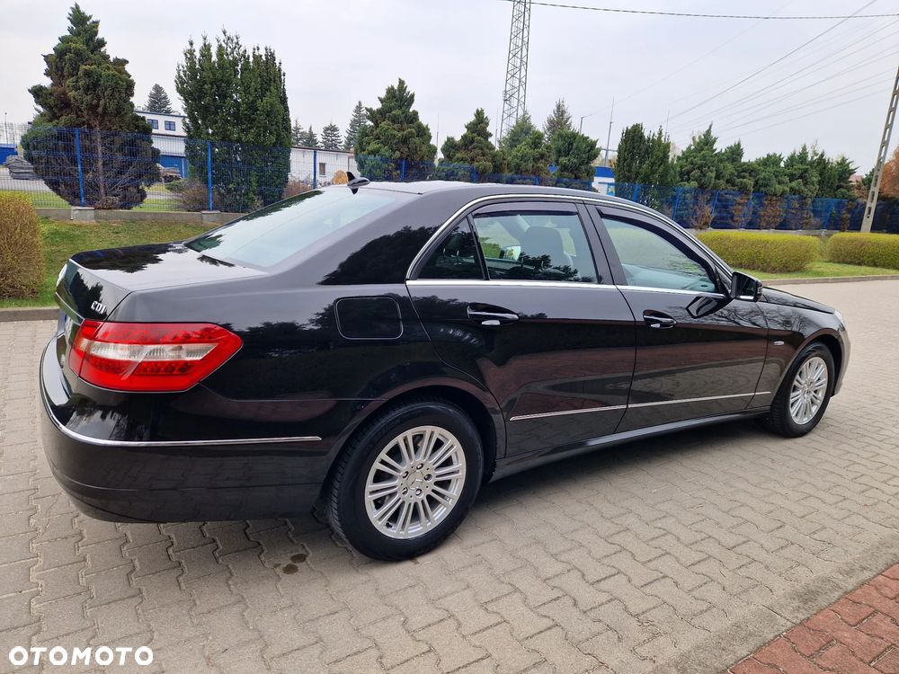 Mercedes-Benz Klasa E - 12