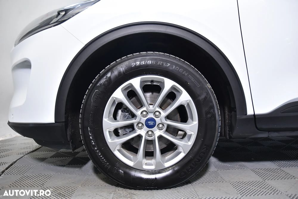Ford Kuga - 14