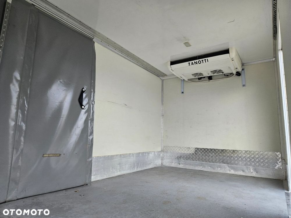 Iveco Daily 50-150 Chłodnia/ Mroźnia Dwie Komory, Wejście 400V, Winda 1000 kg. - 22