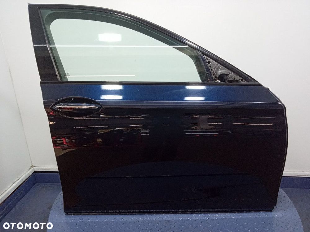 BMW 5 F10 F11 DRZWI PRZÓD PRAWE PRZEDNIE DOCIĄG 416 - 1