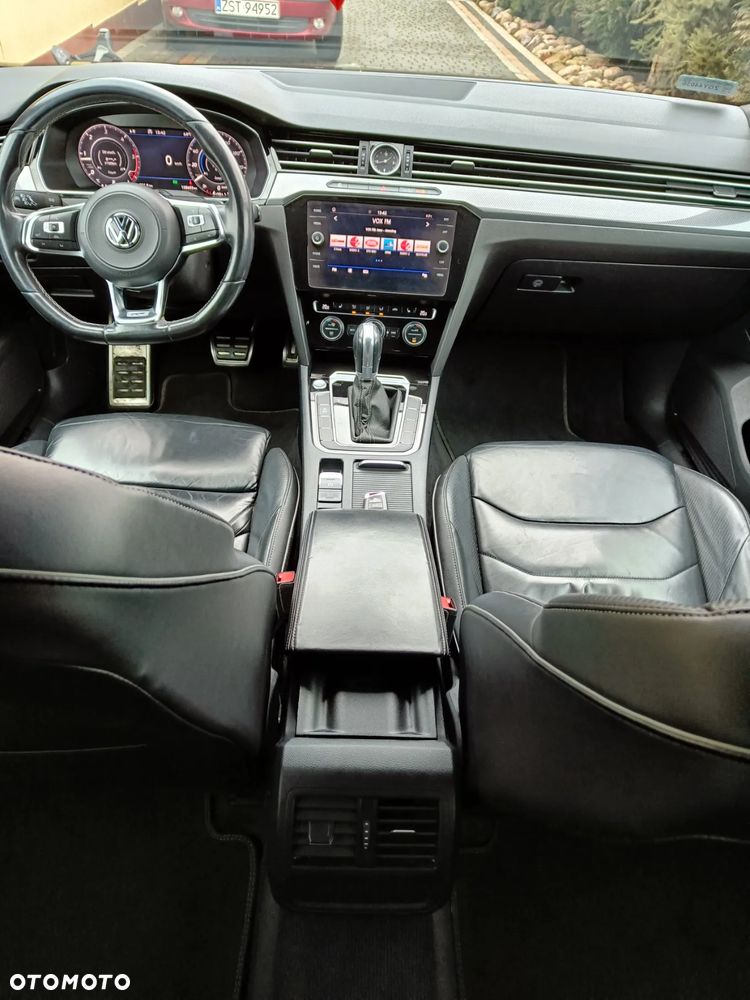 Volkswagen Arteon 2.0 TDI SCR DSG R-Line - 17