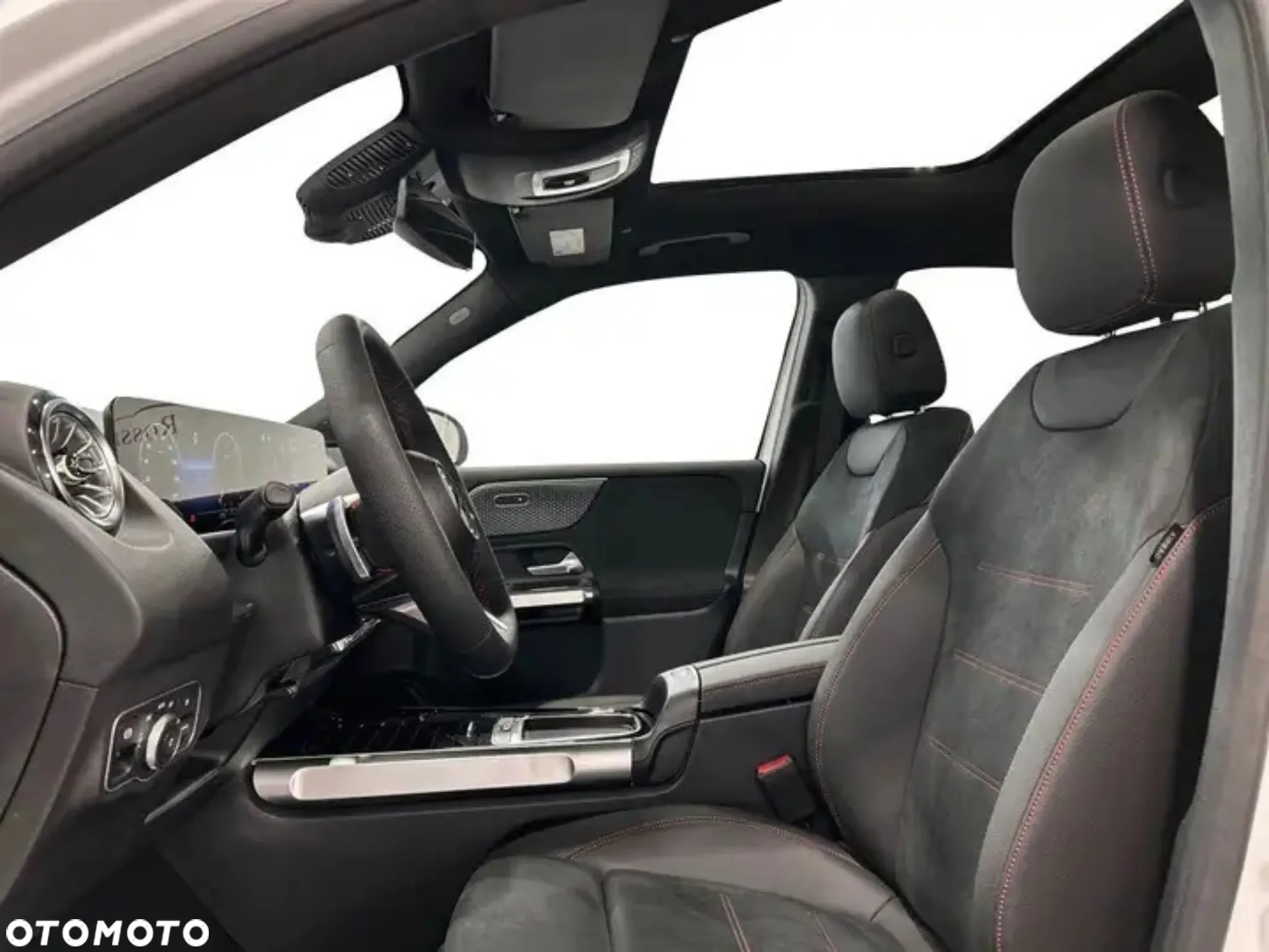 Mercedes-Benz GLB 200 mHEV AMG Line 7G-DCT - 10
