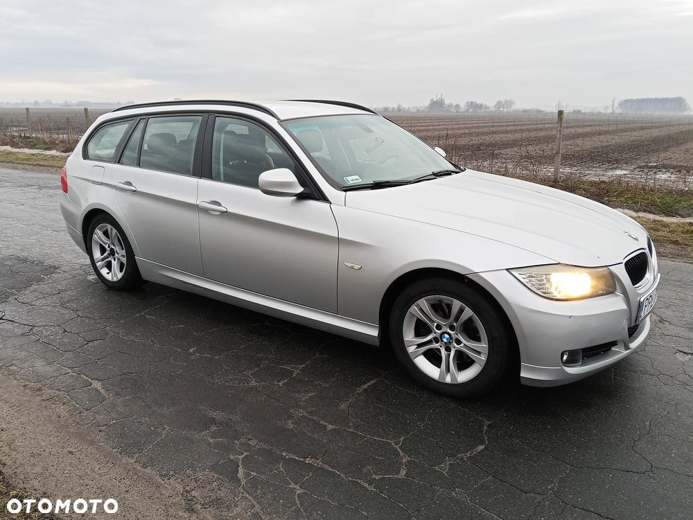 BMW Seria 3 318d - 2