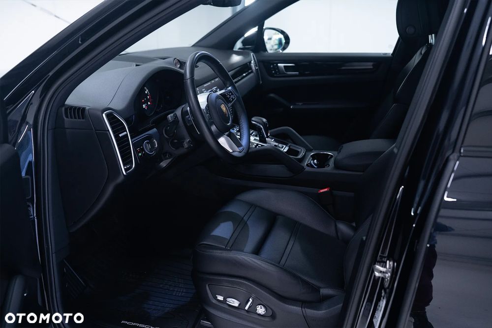 Porsche Cayenne Platinum Edition - 22