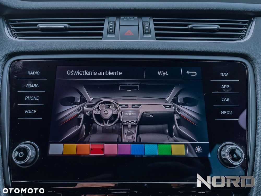 Skoda Octavia 2.0 TDI 4x4 DSG Style - 23