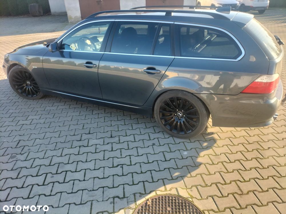 BMW Seria 5 525i Edition Sport - 4