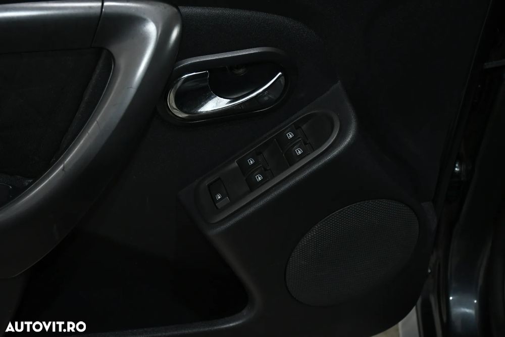 Dacia Duster 1.5 dCi 4x2 Laureate - 20