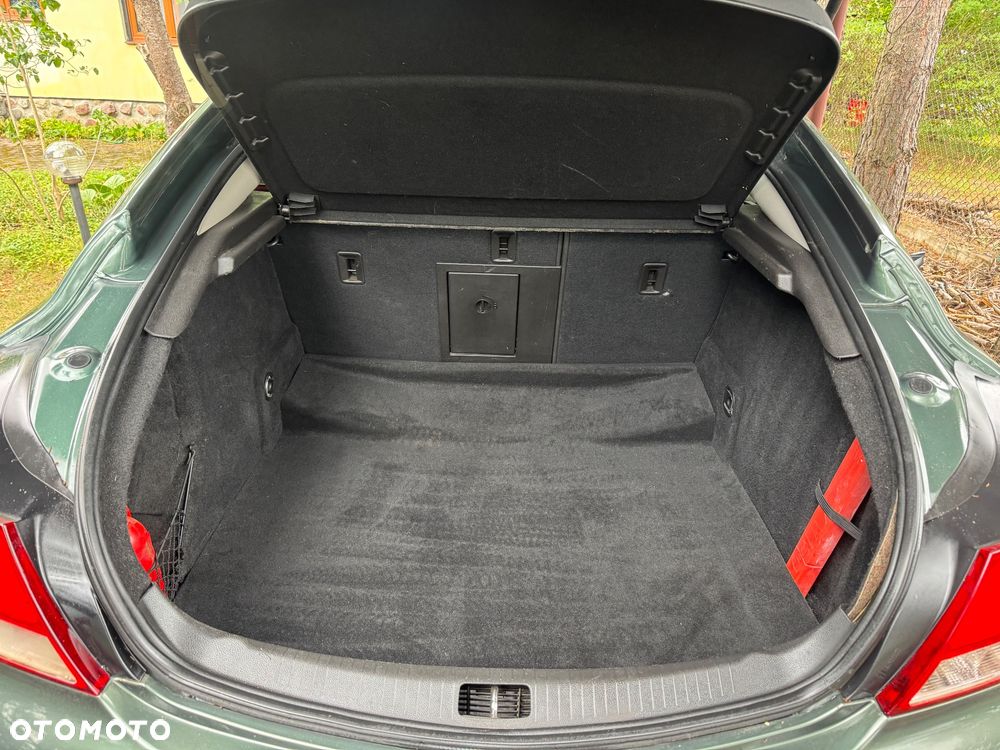 Opel Insignia 2.0 T Sport 4x4 - 5