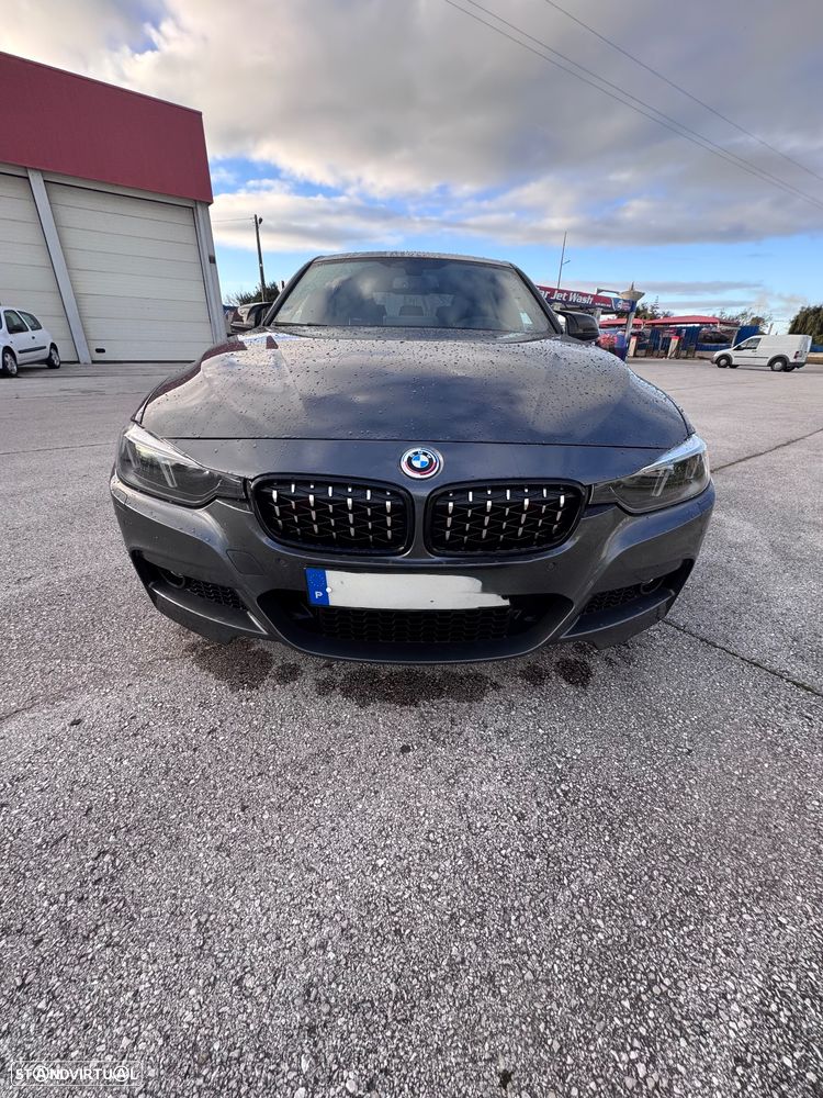 BMW 320 d Auto Pack M - 2
