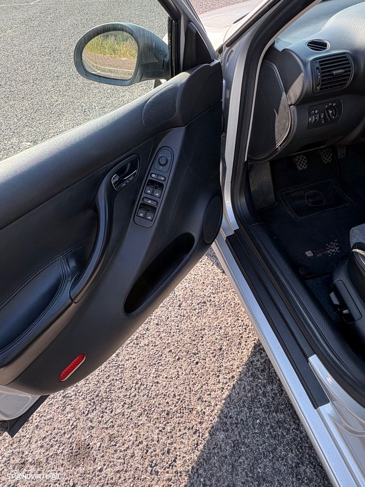 SEAT Leon 1.9 TDI FR - 8