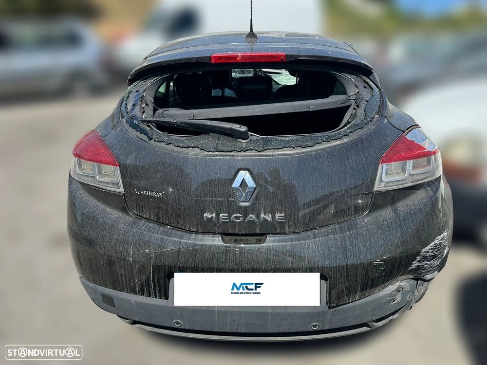Renault Megane III Coupe 1.5 DCI 110cv Ref Motor K9K 846 de 2011 para peças - 3