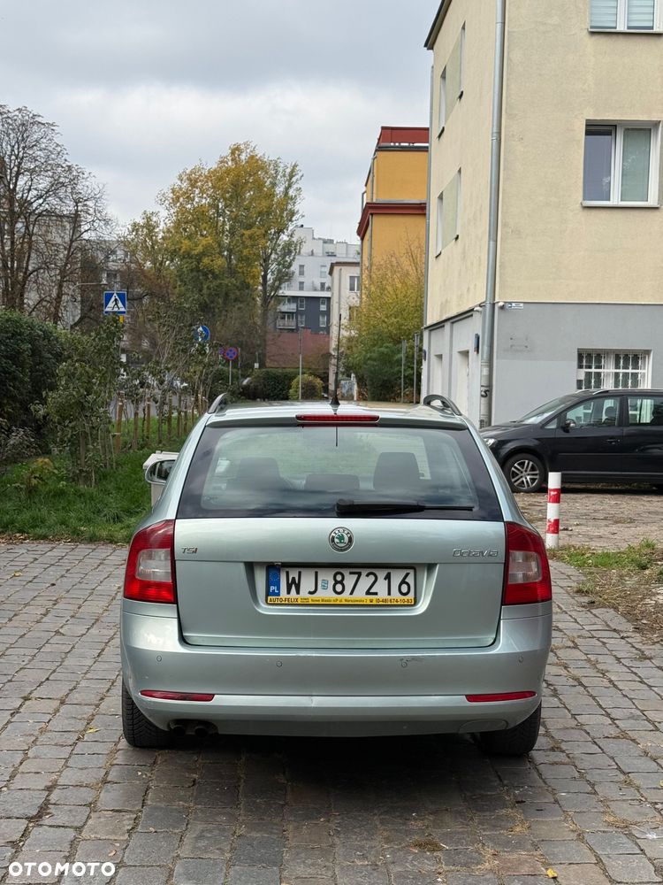 Skoda Octavia - 2