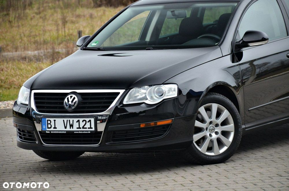 Volkswagen Passat - 8