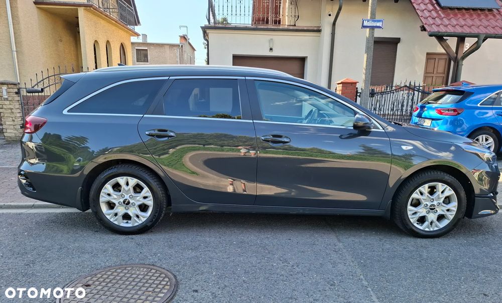 Kia Ceed 1.5 T-GDI M - 11