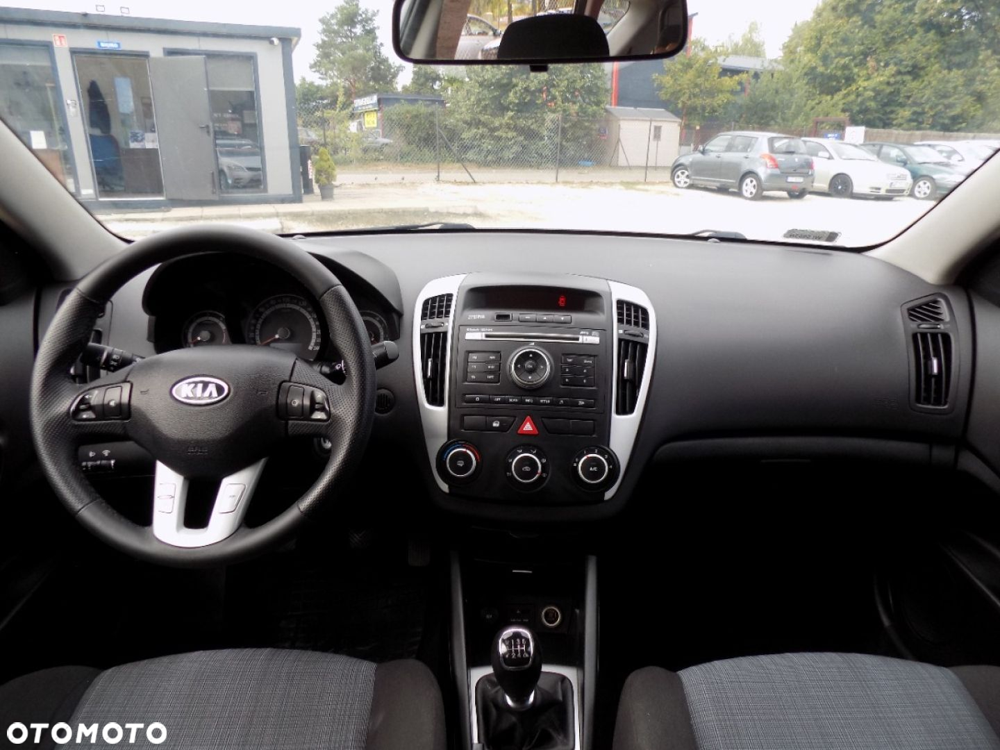 Kia Ceed - 5