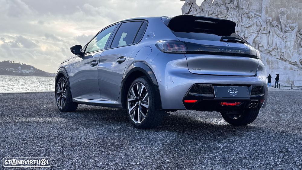 Peugeot 208 1.2 PureTech GT EAT8 - 3
