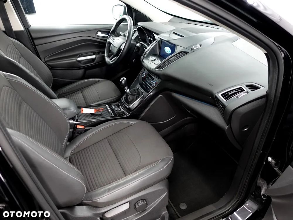 Ford Kuga 1.5 EcoBoost FWD Titanium - 11