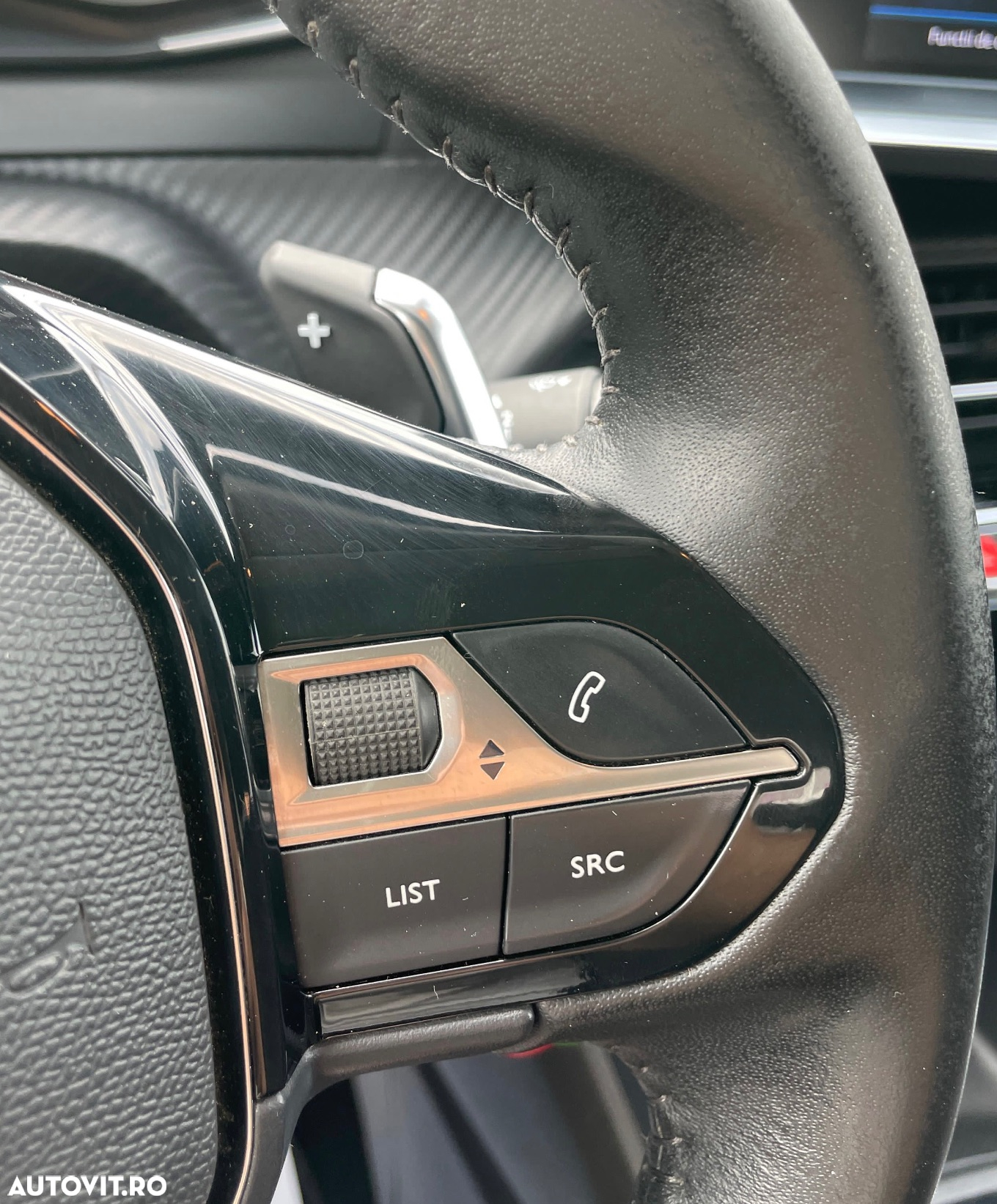 Peugeot 2008 1.2 PureTech EAT8 STT Active Pack - 27