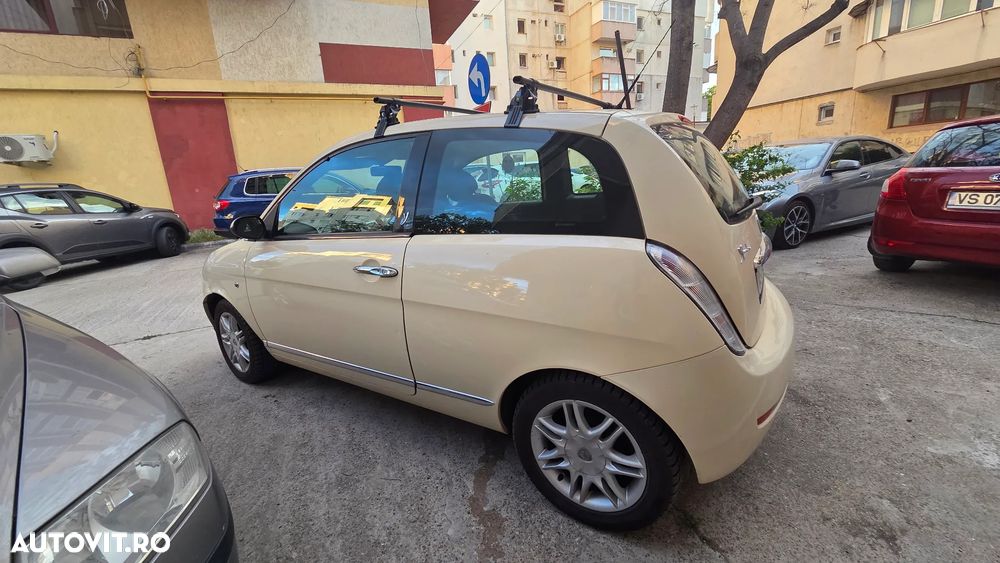 Lancia Ypsilon - 3