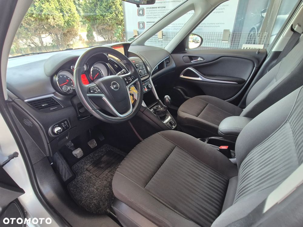Opel Zafira Tourer 1.4 Turbo Business Innovation - 27