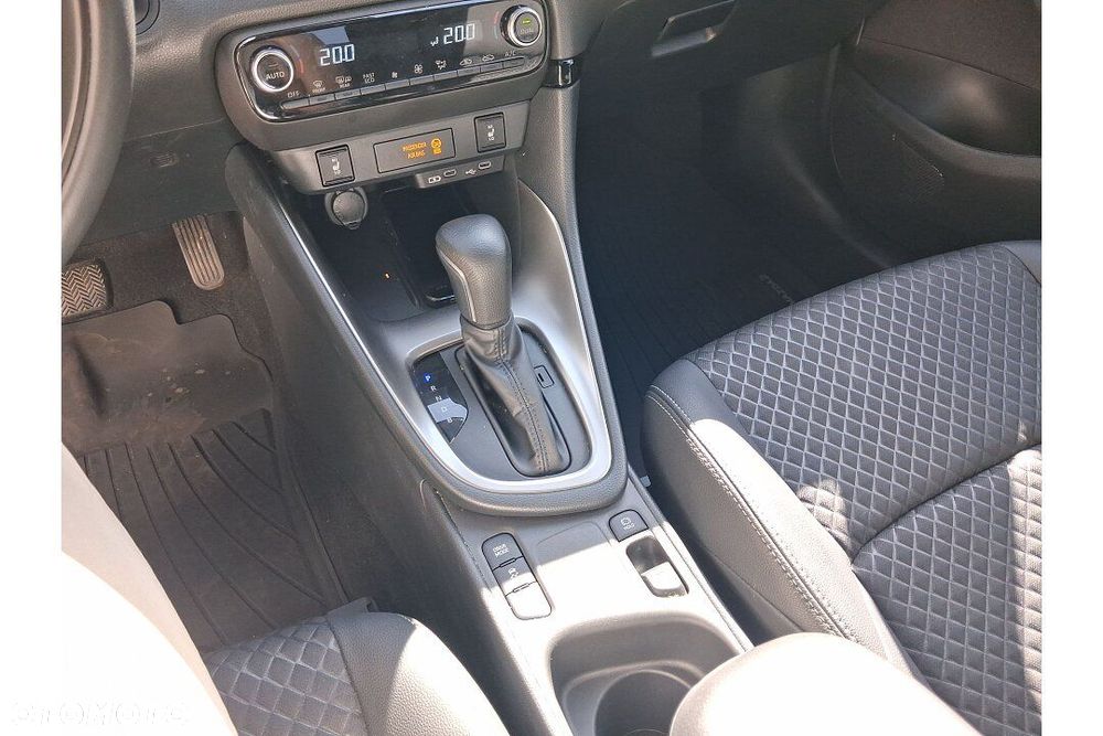 Mazda 2 Hybrid 1.5 Homura CVT - 8