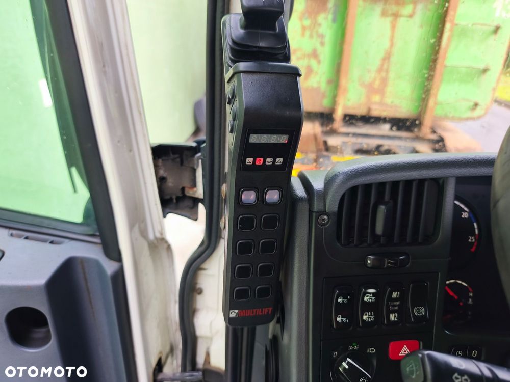 Scania P 410 - 32