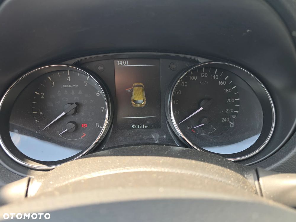 Nissan Qashqai 1.2 DIG-T N-Vision - 25