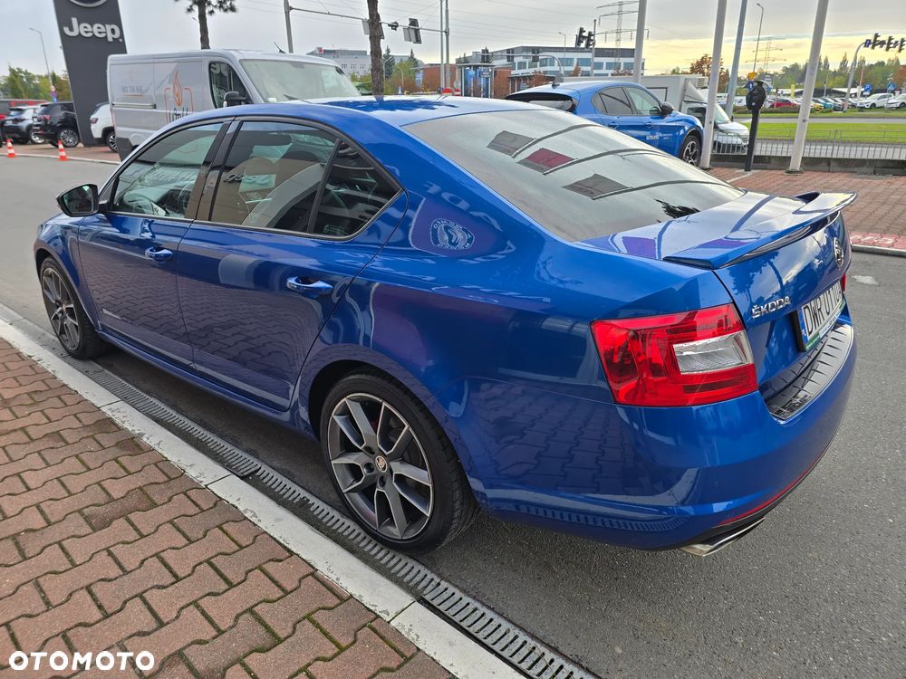 Skoda Octavia 2.0 TSI RS - 8