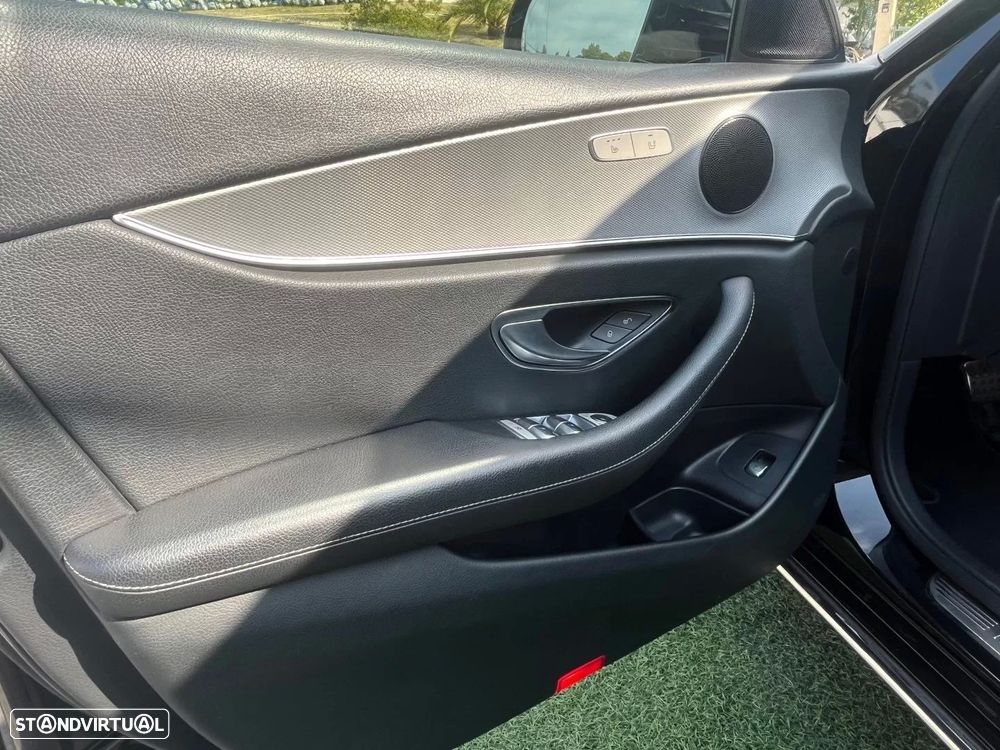 Mercedes-Benz E 220 d Avantgarde - 4