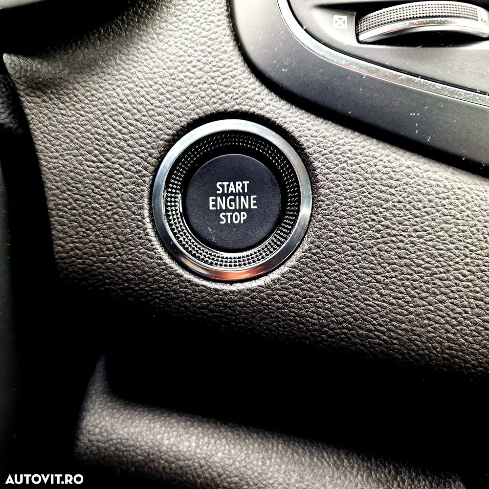 Renault Megane TCe 140 GPF Techno - 23