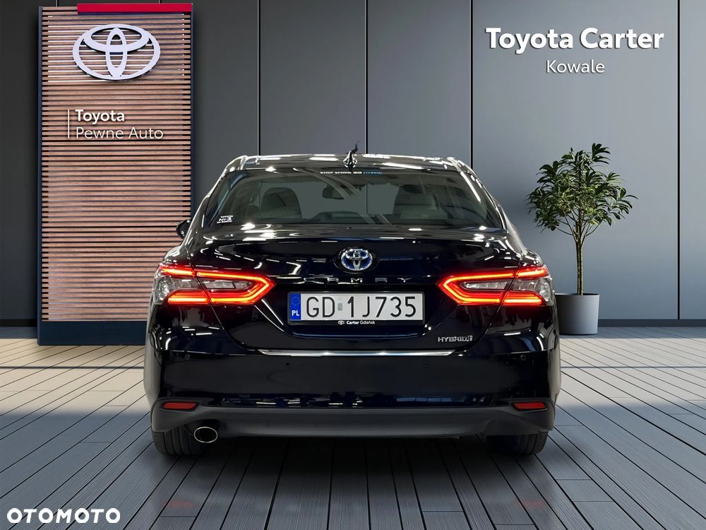 Toyota Camry 2.5 Hybrid Executive CVT - 4