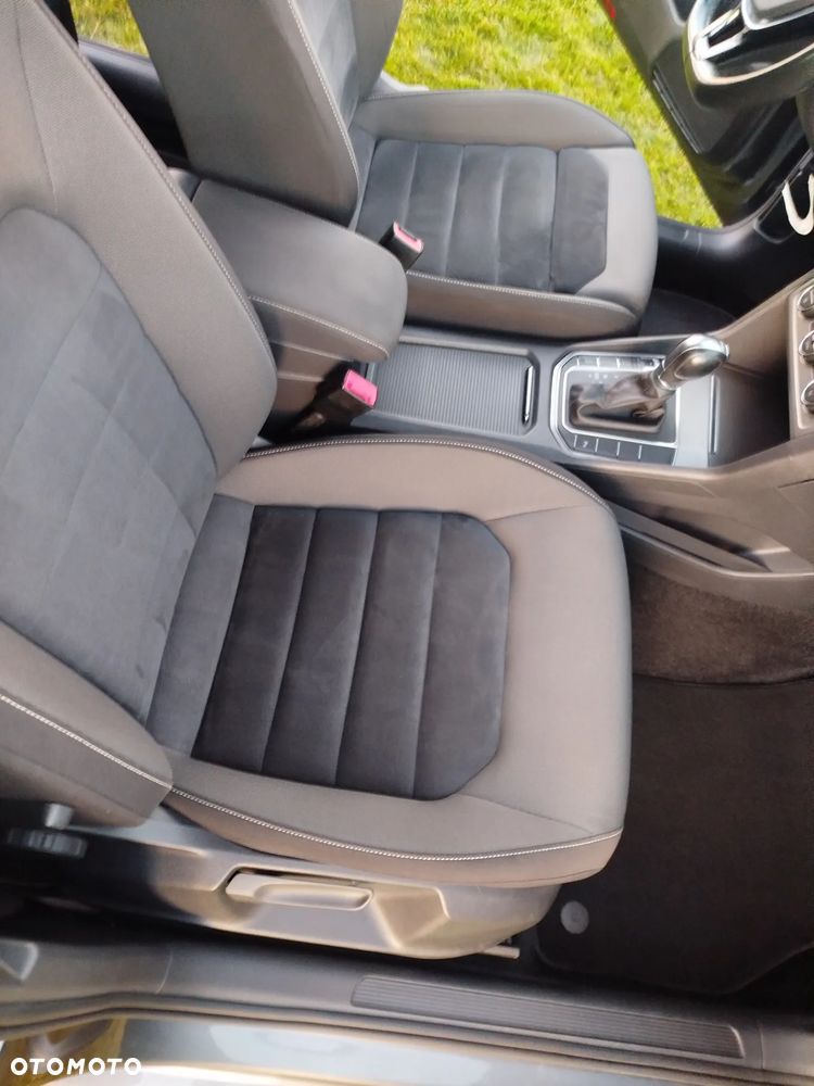 Volkswagen Golf Sportsvan - 23