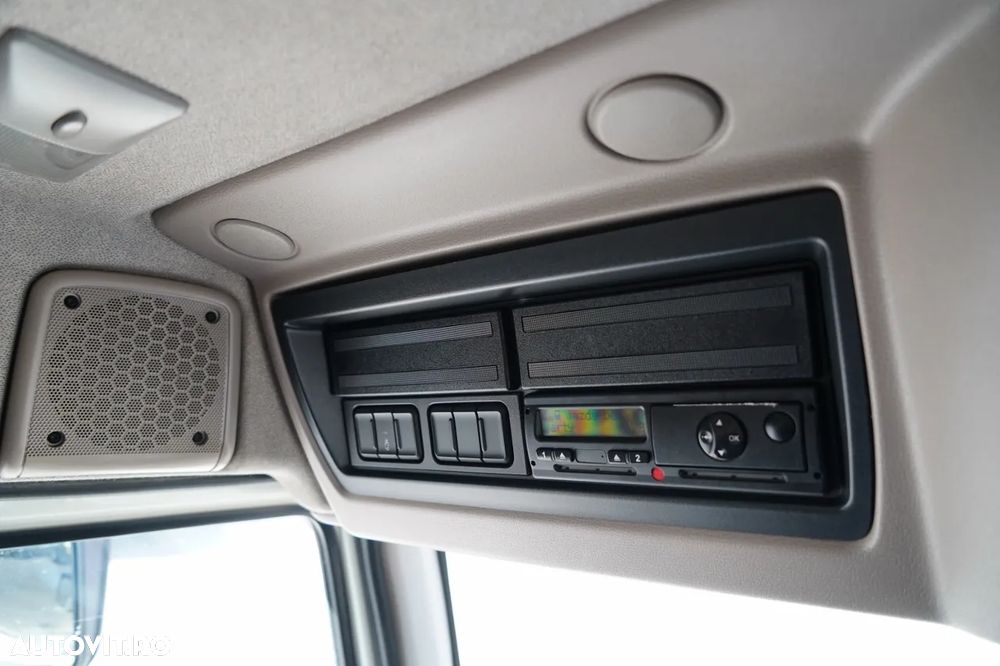 DAF LF 250 / 4X2 / LIVRARE - 7.30 + HDS HYVA HB 150XE3 / RADIOCOMANDĂ / ROTATOARE / MAX. CAPACITATE DE RIDICARE: 5200 KG / EURO 6 - 34