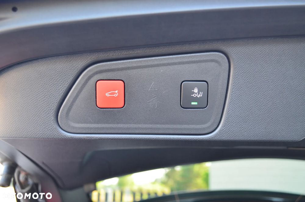 Peugeot 3008 BlueHDi 130 Stop & Start EAT8 Allure - 18