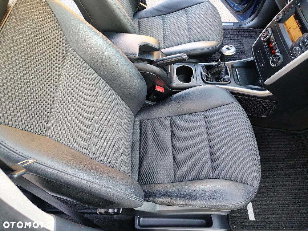 Mercedes-Benz Klasa B 180 CDI DPF SPORT EDITION - 19