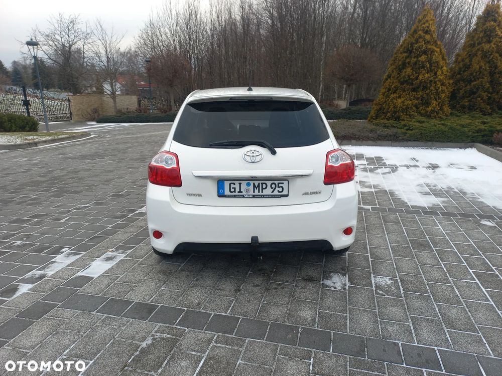 Toyota Auris 1.6 Life+ - 7