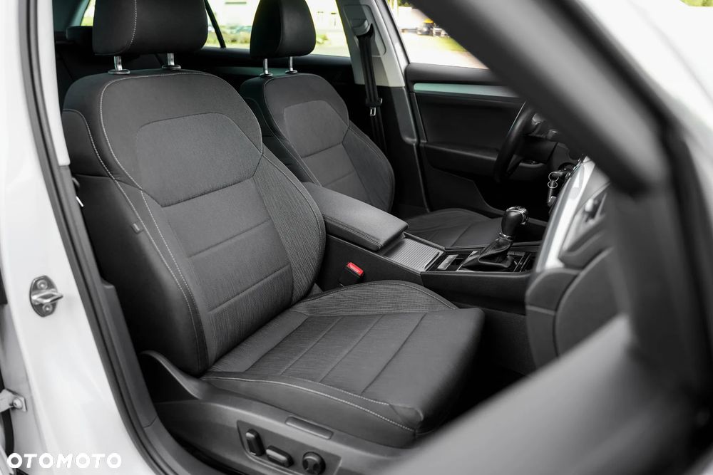Skoda Superb 2.0 TDI Ambition DSG - 20