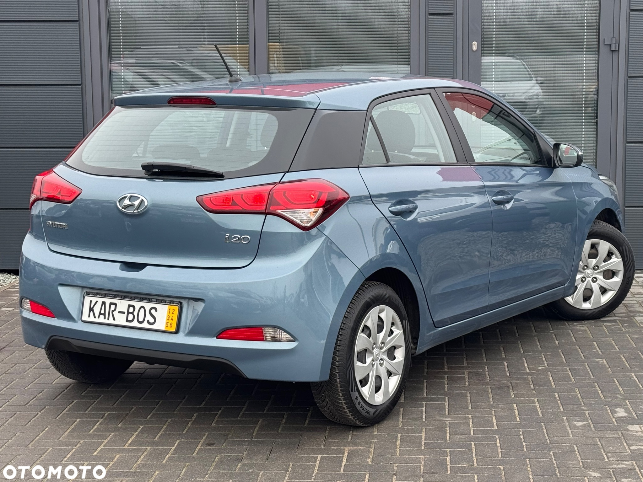 Hyundai i20 blue 1.2 Classic - 7