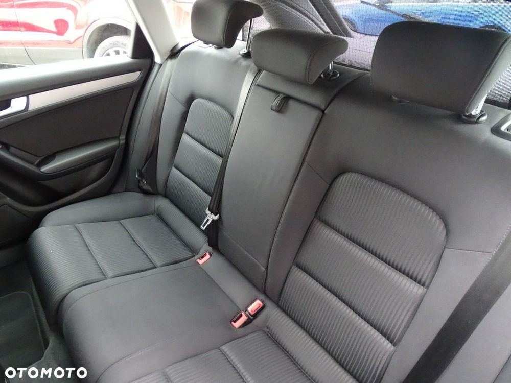 Audi A4 Avant - 30
