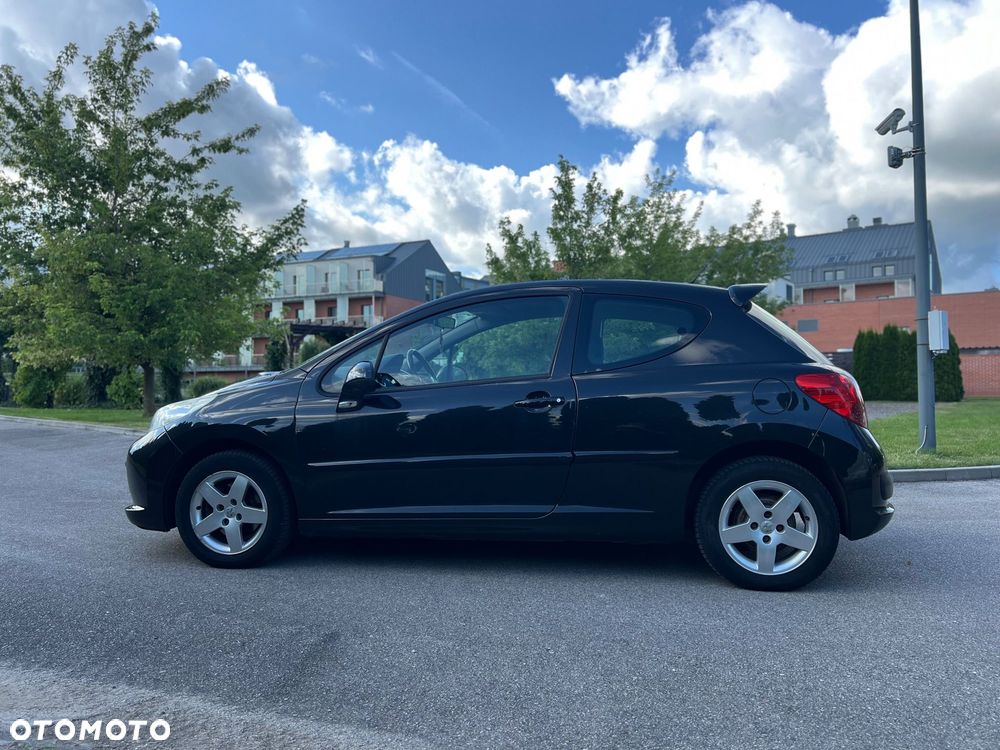 Peugeot 207 - 7
