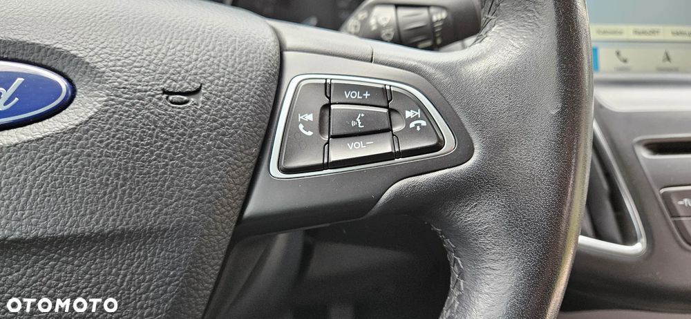 Ford Focus 1.0 EcoBoost Titanium - 19
