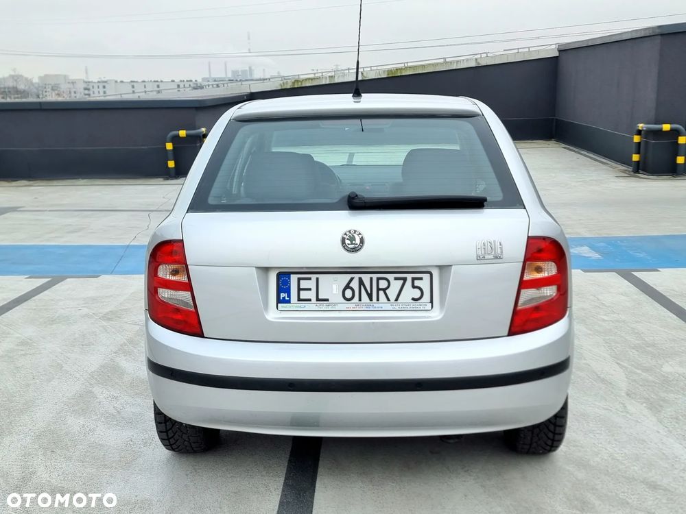 Skoda Fabia 1.4 16V Automatik Sport - 26