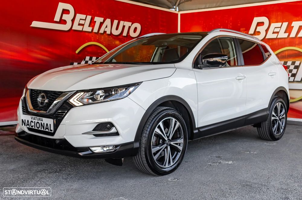 Nissan Qashqai 1.3 DIG-T N-Connecta J18 - 1