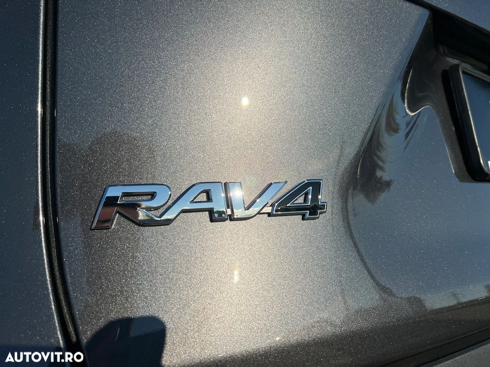 Toyota RAV4 - 12