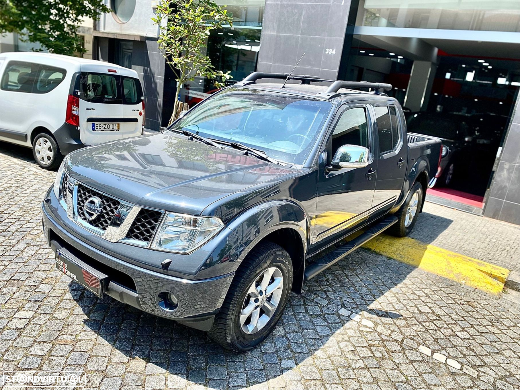 Nissan Navara 2.5 dCi CD LE Premium - 2