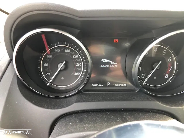 Jaguar F-Type 2.0 i4 R-Dynamic - 9