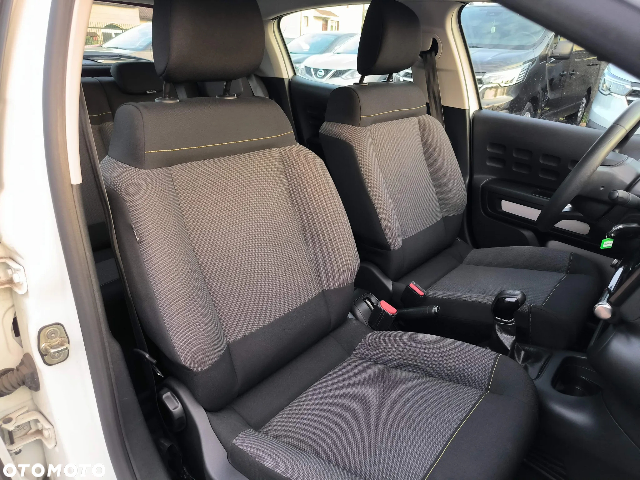 Citroën C3 1.2 PureTech Shine - 14